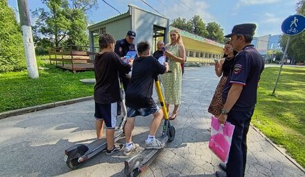 В Центральном парке прошёл информационно-разъяснительный рейд по СИМ