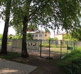Площадка для выгула собак (со стороны ул. Первомайская)